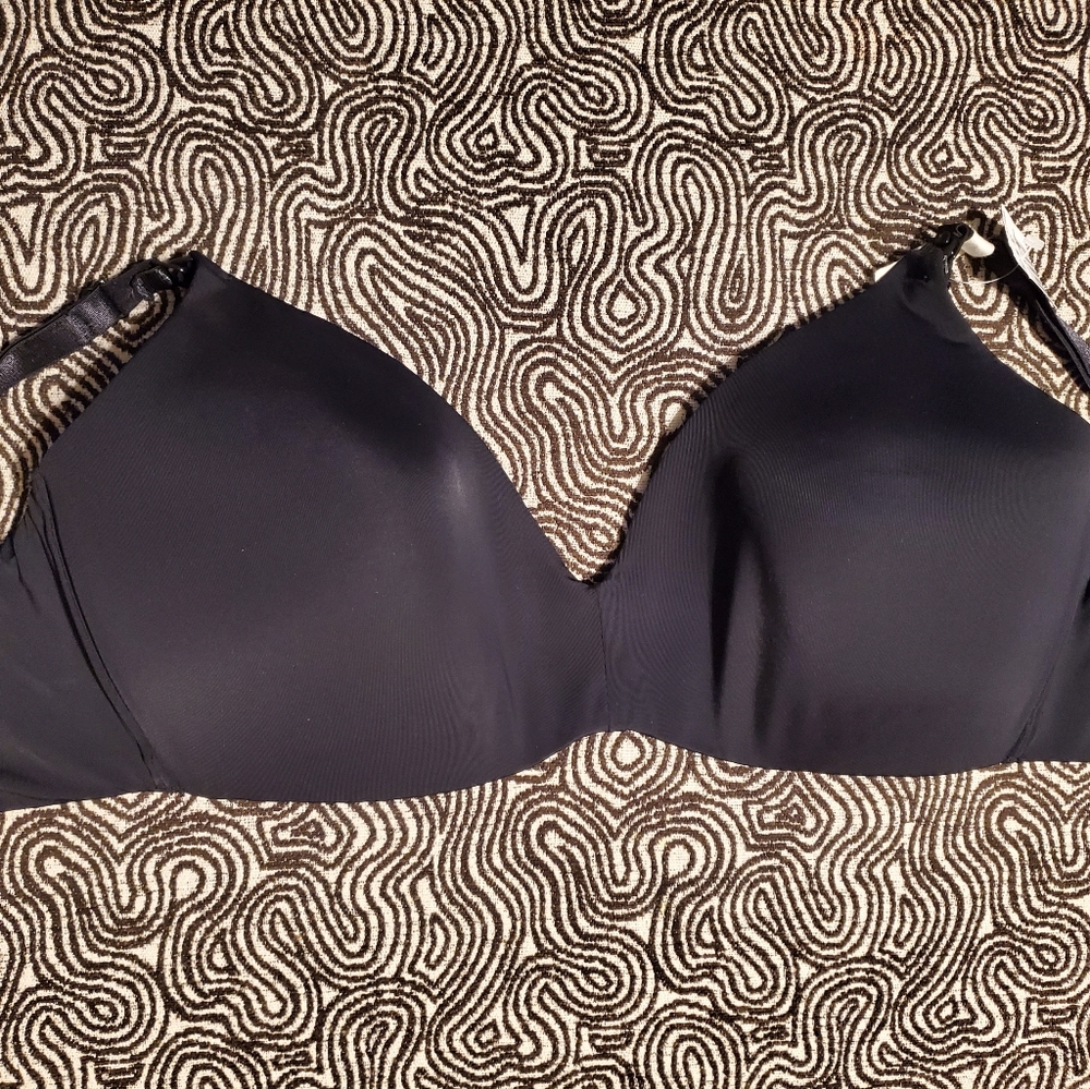 Motherhood Maternity Wireless Nursing Bra